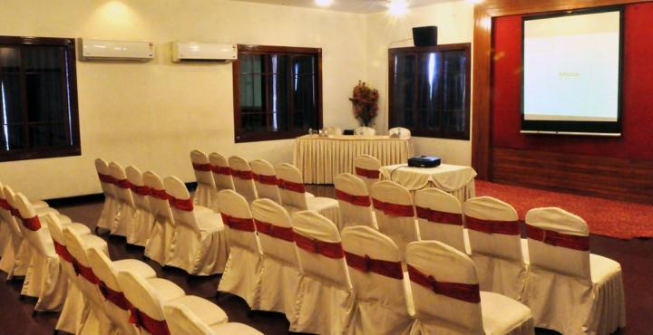 Abbott Hotel Navi Mumbai Eksteriør billede