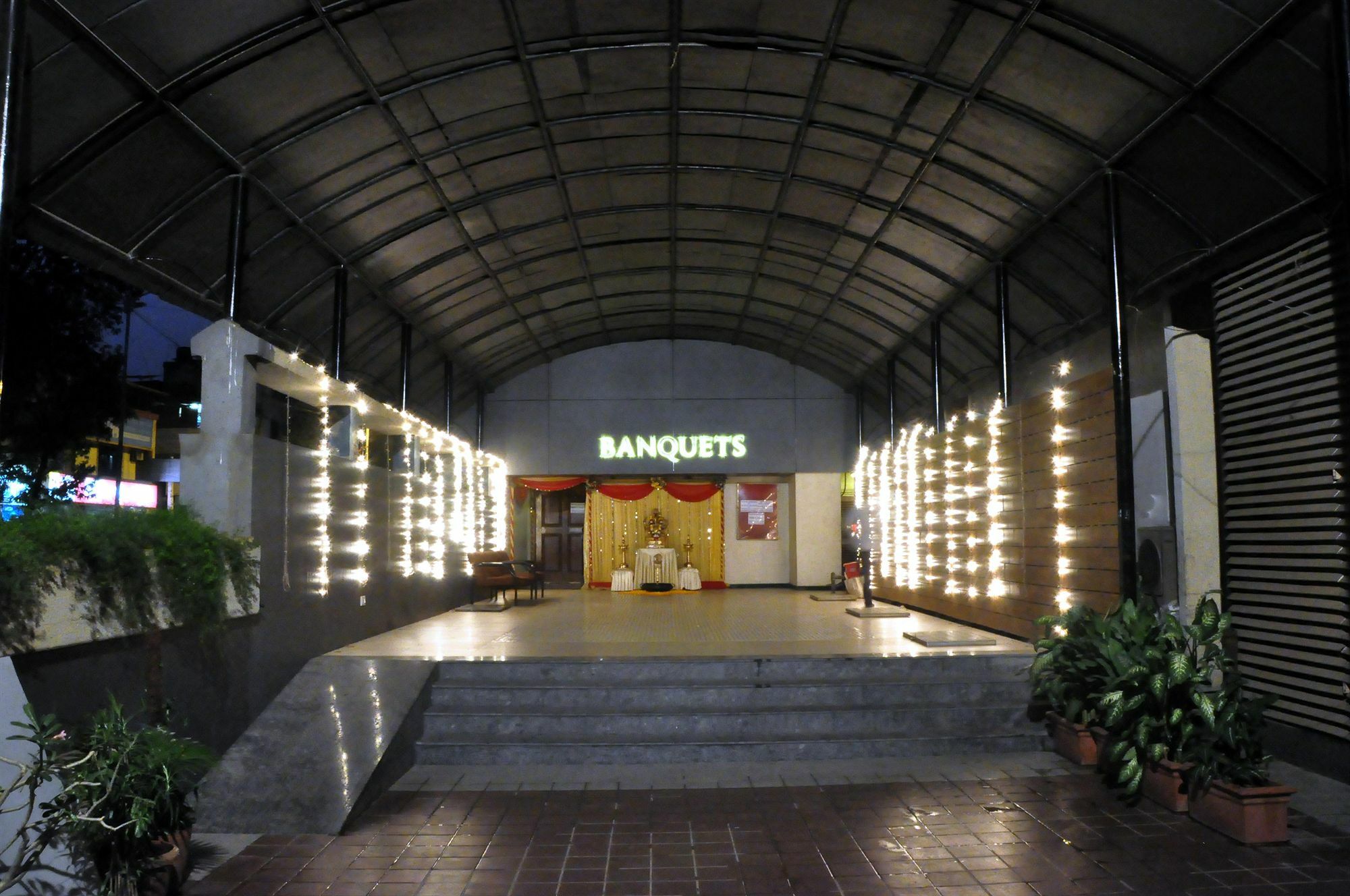 Abbott Hotel Navi Mumbai Eksteriør billede