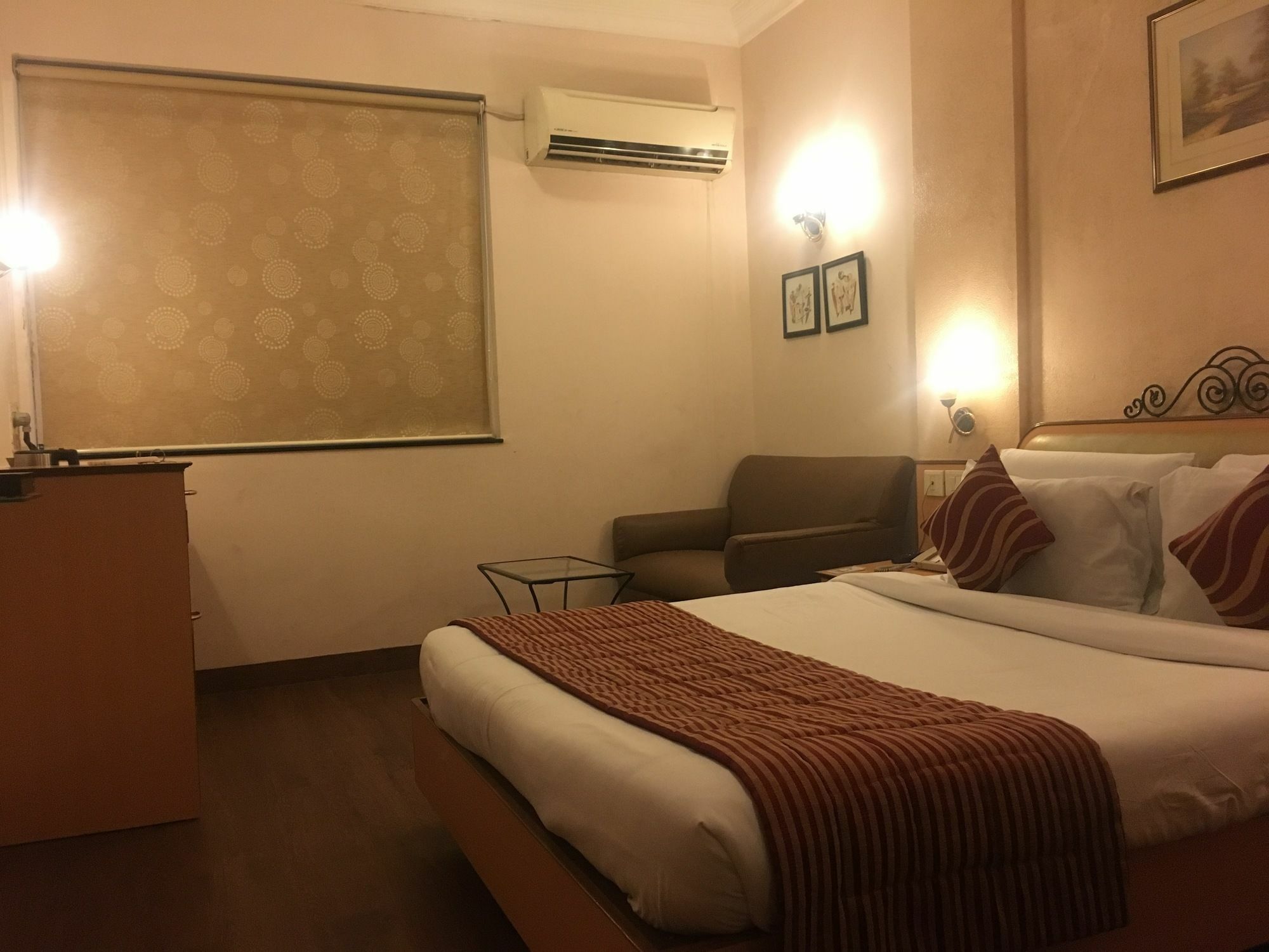 Abbott Hotel Navi Mumbai Eksteriør billede